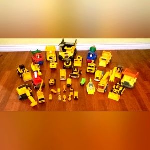 34 Construction Trucks lot